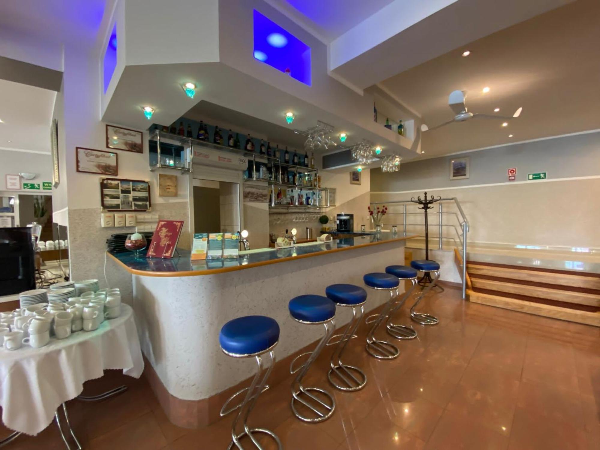Eva Hotel Мронгово Екстериор снимка