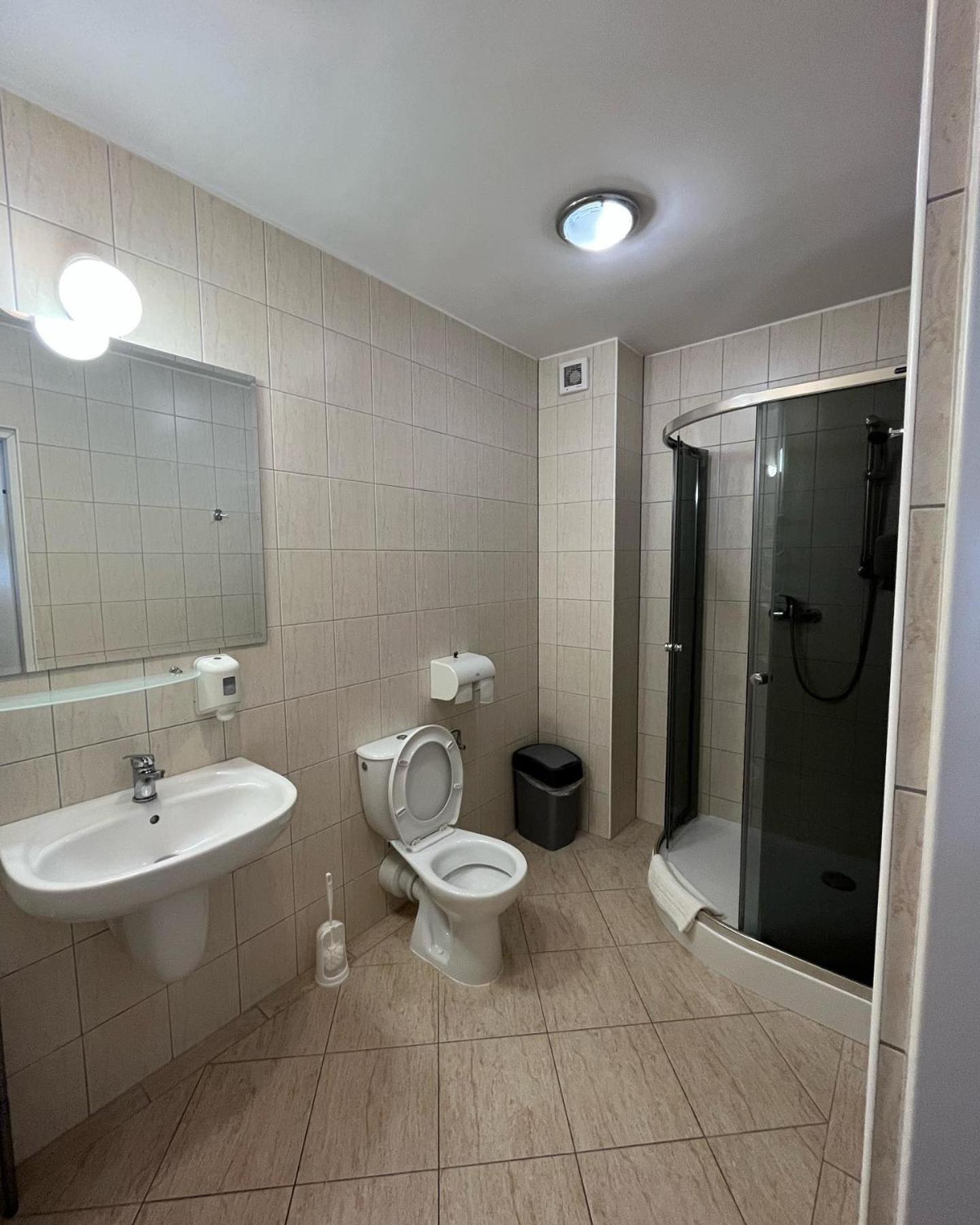 Eva Hotel Мронгово Екстериор снимка