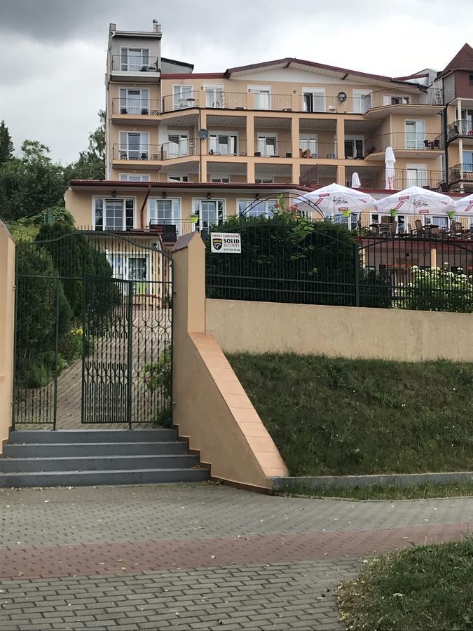 Eva Hotel Мронгово Екстериор снимка